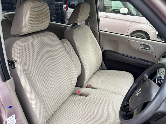 �����Ԃł��z���̍ہ������X�̍ۂ́A���Ј�x���d�b�̏�A�����X��������!���Ԃł��z���̍ۂ́A��ʂ葤������܂��悤�X�ܑO�̃X�y�[�X���󂯂Ă����܂��B�X���[�Y�ȑΉ��̂��߁A�����͂��������܂��ƍK���ł�!