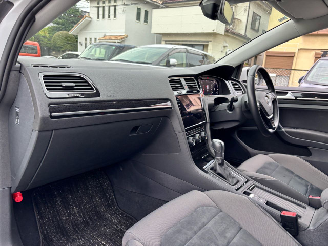 �������������Ɂ����X�͖��T�d������s���Ă���܂�!�V�����Ԃ������������ɂ��Ă���܂��̂ŁA���Ѓ`�F�b�N���Ă��������ˁ��l�C�̂��Ԃɂ͖⍇�����W������̂ŁA�����ڂ̂��₢���킹�����肢���܂�!