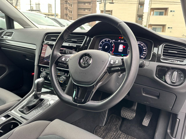 ���S�ԎԌ��t�������X�̍݌ɎԂ͂��ׂĎԌ����󂯂Ă���܂�!���̂��߁A�����[�Ԃ��\�ƂȂ��Ă���܂��E�E�E!�������A�S�Ԏ�����\�ł��̂ŁA���C�y�ɂ��A�������������c