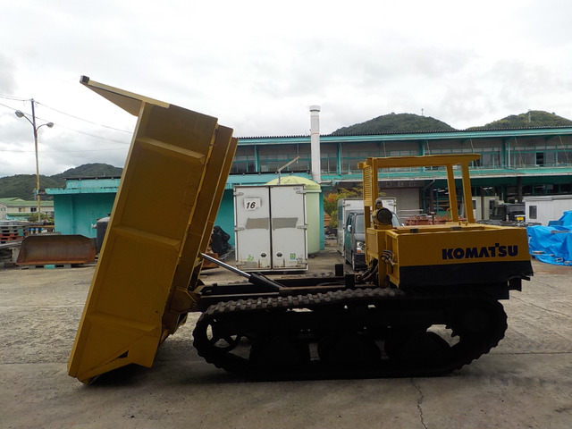 諸岡キャリアダンプ