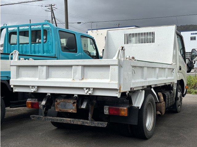 ���Ђł͎ԗ��̓h���E�ˑ����������Ă���܂��̂� ���C�y�Ɏ��q�E�[�ԁE�����E����Ȃǂ��₢���킹�������B �܂��A���X�̉c�Ƃ�9������18���܂łƂȂ��Ă���܂��B