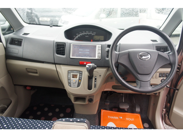 常時店舗在庫300台以上あります。当店は厳選仕入れをしております。輸入車 国産車 注文車 納得のいく、お客様のお探しのいいお車がきっと見つかります。☆直通TEL0569-84-1338