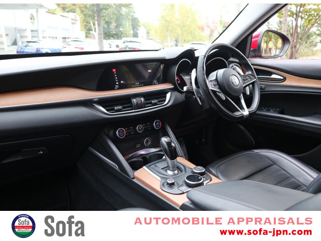 �l�����U�[�G�N�X�N���[�V�u