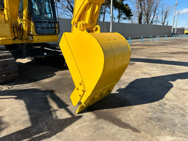 コマツ油圧ショベル