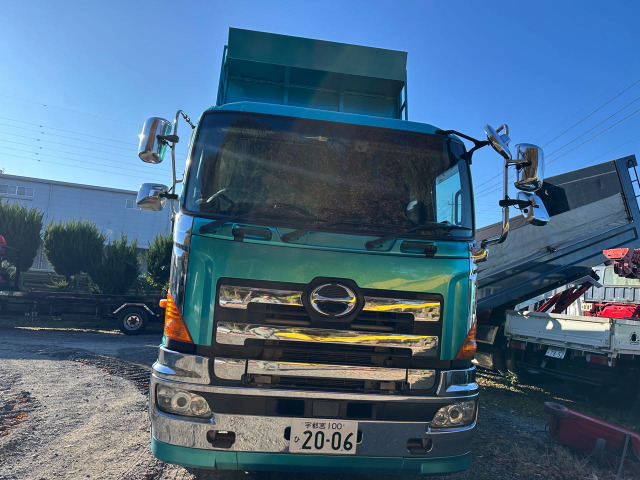 プロフィアダンプ