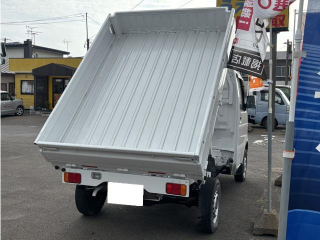 ���Ђł͎ԗ��̓h���E�ˑ����������Ă���܂��̂� ���C�y�Ɏ��q�E�[�ԁE�����E����Ȃǂ��₢���킹�������B �܂��A���X�̉c�Ƃ�9������18���܂łƂȂ��Ă���܂��B