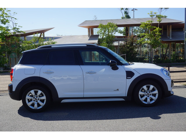 �����猩��V���G�b�g�͂ƂĂ��������ŉ����ł��B