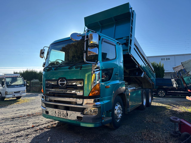 プロフィアダンプ