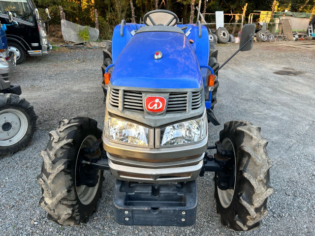 イセキトラクター