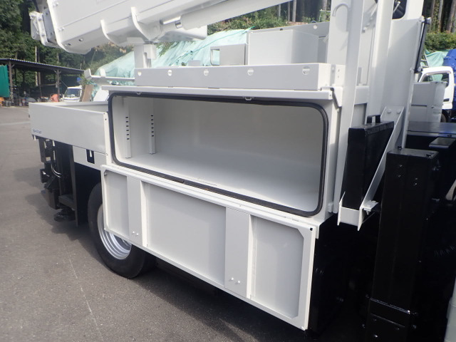 �E�̍H���1�i+��ɐύڃX�y�[�X����B�H��̒��T�r�ȂǂȂ��A�Y��ȏ�Ԃł�!