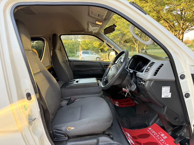 �������΂���̈��ԁA�����Ƃ��ꂢ�ɂ��Ă������ł����!���w���������������Ԃ��Y��ȏ�ԂɕۂĂ�悤�A�R�[�e�B���O�Ȃǂ̃I�v�V���������p�ӂ��Ă���܂��B�ڂ����͓X�܂܂ł��₢���킹����������