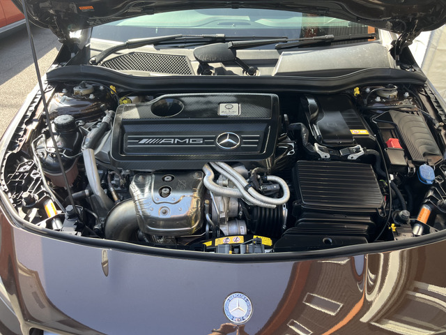 �ō��o�� 381ps(280kW)/6000rpm �ő�g���N