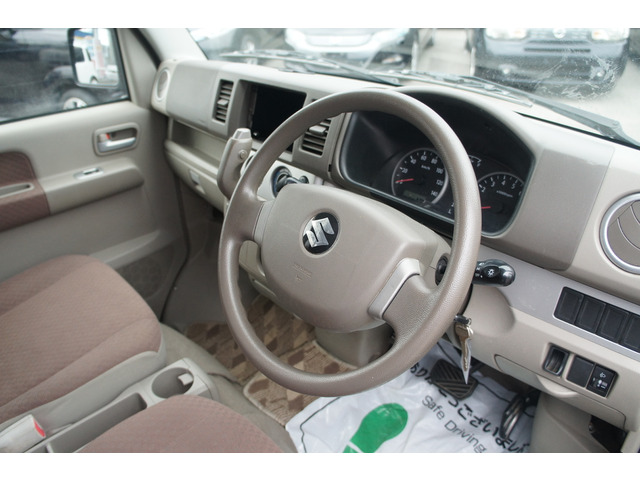 試運転によりエンジン、ミッション、異音が出てないかどうか、スムーズ調子よく走るかどうか等確認ずみです。とても良好ですのでご安心ください。エアコン、ヒーター、電気系すべて正常に作動等の確認もしております