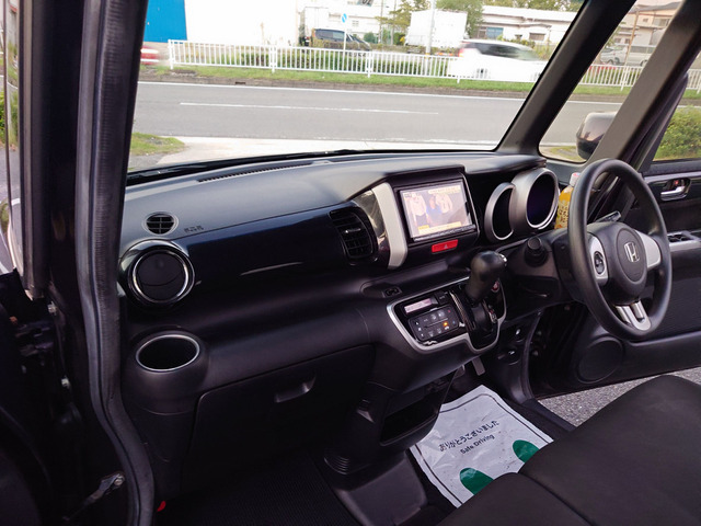 �卂�X�͌y�����Ԃ����C���Ɏ�舵���Ă���܂����A�{�X�ł̓R���p�N�g�J�[����~�j�o���A�A���Ԃ܂Ŏ�舵���Ă���܂��B�O���[�v�S�X�ŏ펞�݌�180��ȏ��葵���Ă���܂��B���I�d��������Ă���܂�!