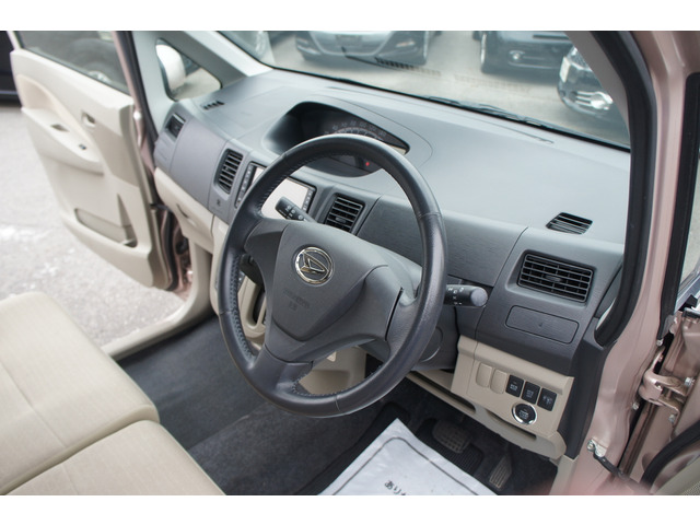 ミッションの変速のショックは異音、オイル漏れなど仕入れる前に確認をします。いいお車になります。エアコン、電気系なども納車前に事前に点検して納車します。お客様にも納車時にもすべて確認していただきます。