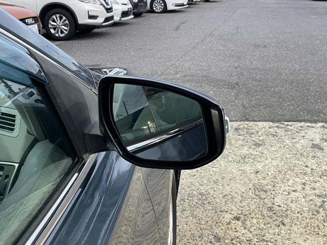 【支払総額推進店】お車をご覧い頂きまして、誠に有難う御座います。在庫車両になりますので、是非ご都合の宜しい時に、見に来て下さい。来店予約をされると、ご案内がスムーズです。