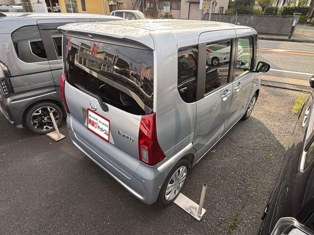 �����ÎԔ̔��m���ݐЂ��Ă��� ���S�B�M���BJU�K���̔��X�ł��B