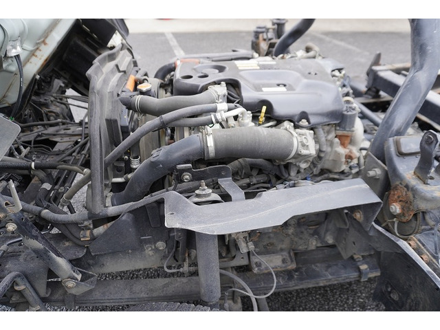 �L�x�ȃg���b�N�A���p�ԁA�n�C�G�[�X�Ȃǎ�舵���Ă���܂��B��xHP�������������Bhttp://www.vantruck.co.jp/