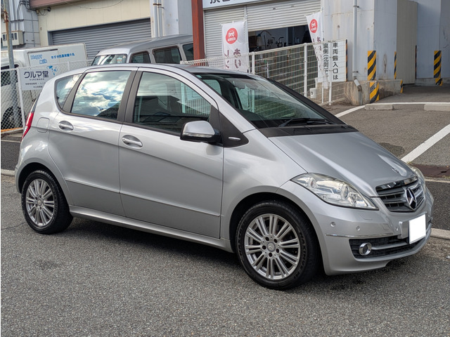 Aクラス(メルセデス・ベンツ) A180 エレガンス　車検付き 中古車画像
