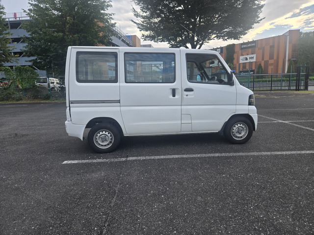 �����X���C�h�h�A�[�ł��B(�x�����z15.8���~�E�����Ɍ���)