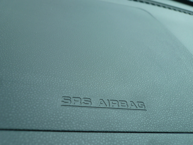 W�G�A�o�b�N�����̂������A�^�]��E����҂̐g�����܂�!