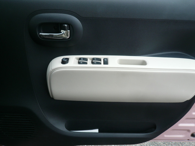 �h�A�|�P�b�g�ɂ����[�X�y�[�X����܂���