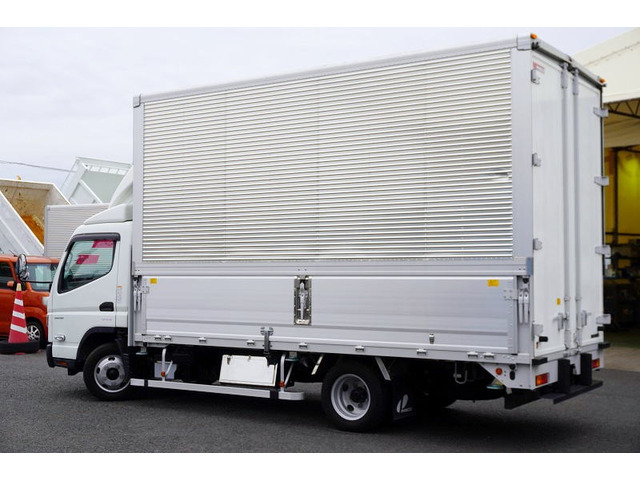 �o���E�g���b�N�Ƃ���1��1��d�l�̈قȂ镨�����A���m���Ɋ�Â�������₷�����������Ē����܂��B