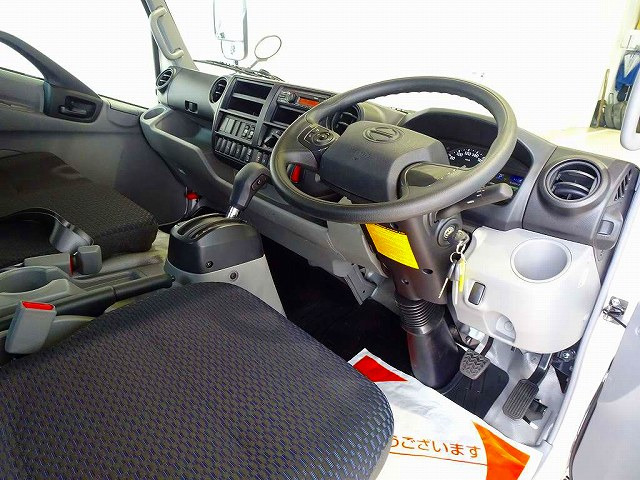 AC PS PW(�t�����g/���A) SRS ABS �W���h�A���b�N ���d�i�~���[ AM/FM���W�I ETC2.0 ���[���~���[���o�b�N���j�^�[ �h���C�u���R�[�_�[ �t���AAT