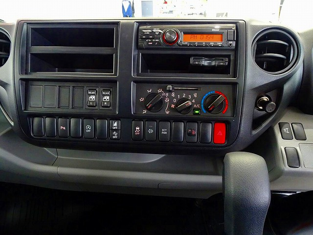 �^�[�{ �r�C�u���[�L �Ԑ���E�x�񑕒u �Փ˔�Q�y���u���[�L �A�C�h�����O�X�g�b�v �t�H�O�����v �g���N�V�����R���g���[�� ���A�q�[�^�[/�N�[���[�t