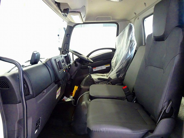 �I�[�gAC PS PW SRS ABS �L�[���X ���d�i�~���[ AM/FM���W�I ETC2.0 ���[���~���[���o�b�N���j�^�[ �h�����R �A�h�u���[ �^�[�{ �r�C�u���[�L �t���A6MT