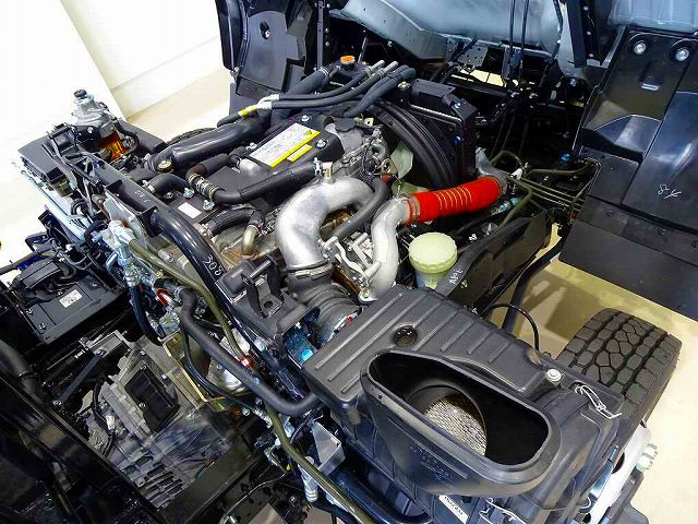 �G���W�����[��