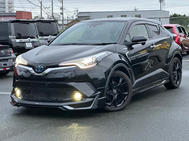 C-HRハイブリッド 1.8 G LED エディション