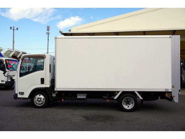 エルフアルミバン