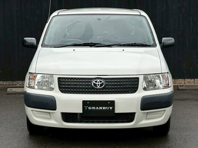 【レンタカー】 当社ではレンタカーの貸し出し・自動車の任意保険も行っております!また、レッカー牽引も可能ですので急なお引き取りも可能です!