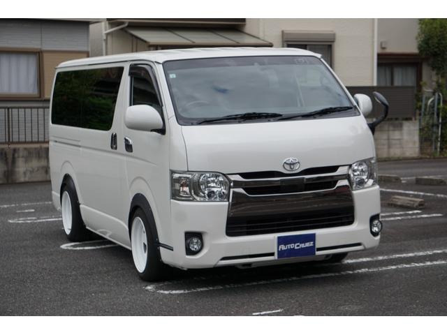 ハイエースバン