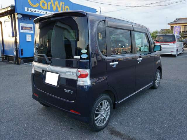 お客様に寄り添い、お気に入りの1台を見つけていただけるようサポートします。