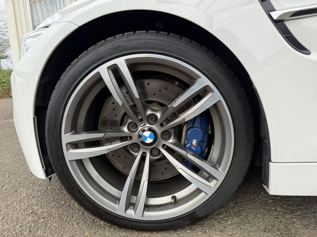 �^�C���̓g���b�h����7���c���Ă���A�u���[�L�p�b�h���\���Ȍ��݂��������܂��̂ŁA�w���シ���̌����͕s�v�ŁA���S���Ă����p���������܂��B