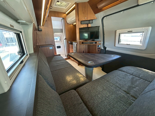 �V�����O����2�͌��ݎ󒍒�~���̂ƂĂ��l�C�̂���L�����s���O�J�[�ł�!