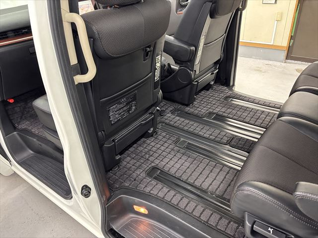 【車両取り置きシステム】 仕事やお時間のご都合で、すぐにご来店いただく事が難しい時は、お取り置きシステムがございます。最大1週間のお取り置きが可能です。詳しくはメールかお電話でお問い合わせください。