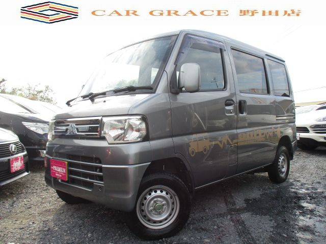 三菱 ミニキャブ シルバー 4ドアバン 三菱 ミニキャブ シルバー 4