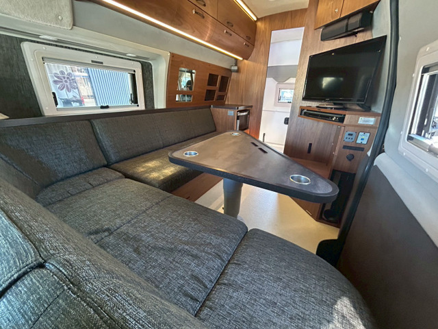 ���N�r�B�̃o���R���͘a�������鍂��������C���e���A!