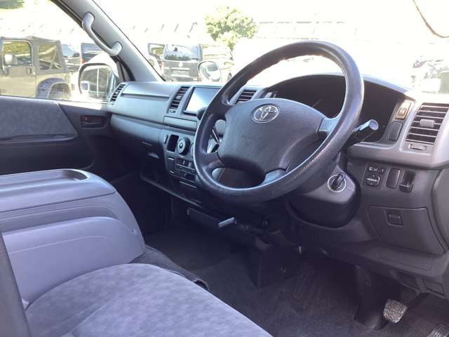 ���X�̎Ԃ̓��[���N���[�j���O�{�H�ς�!�[�ԑO�ɂ͎肪��WAX�A�����d�グ���|�Ŕ[�Ԃ������Ȃ��Ă���܂�!