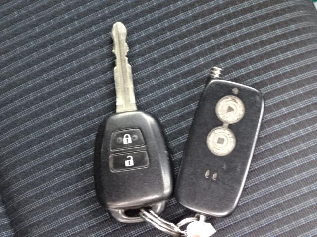 オークション会場からサビやガタツキなど無く程度の良いお車を厳選仕入れしております!!