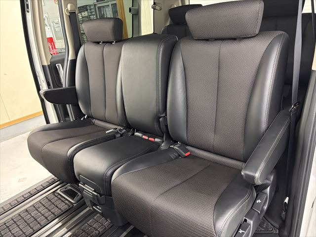 【各種ローンOK】 ローンでのご購入も大歓迎!6回から最大120回までお取り扱いしております。支払い自由形プランもご用意しています。お気軽にご相談ください。審査も、めいっぱいプッシュします(^^♪