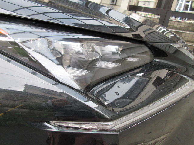 �O��LED�w�b�h���C�g