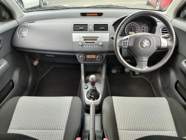 �y2�N�ۏ؁z2�N�ۏ؂��W������!���[�h�T�[�r�X�t�т��Ă���܂��B���S�̃J�[���C�t�͓��Ђł��������߂�������!(�A���Ԃ�i���ԂȂǈꕔ�ΏۊO�̎Ԏ���������܂��B�ڂ����̓X�^�b�t�܂ŁB)