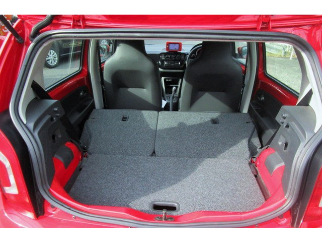 �������V�[�g��|���΃t���b�g�ōL���X�y�[�X���m��