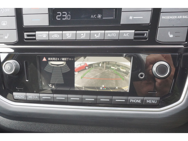 �o�b�N�J�������t���Ă��܂��B�A�b�v!�͂��܂�t���Ă��Ȃ��ł����ǂ���͕t���Ă��܂��B