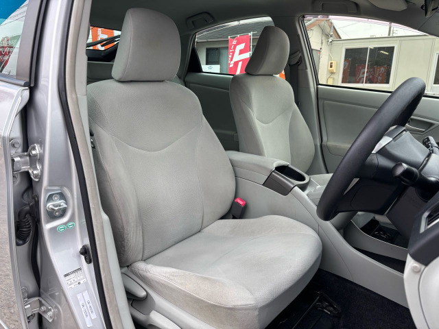 �e��u�����h�̃V�[�g�J�o�[�̎�舵�����������܂��B�܂��A���ЃI���W�i���t���A�}�b�g�����p�ӂ��Ă���܂��B�����̈��Ԃ��A�����W���Ă݂Ă͂������ł��傤��