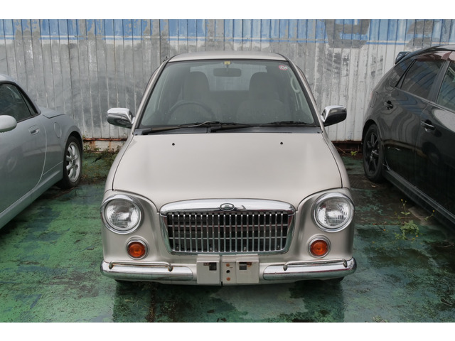 ���B���B�I�r�X�g���i�X�o���j�x�[�X 4WD�@�p�[�g�^�C��4WD �ᑖ�s ���Îԉ摜